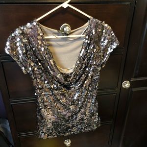 Sparkly large-sequin too